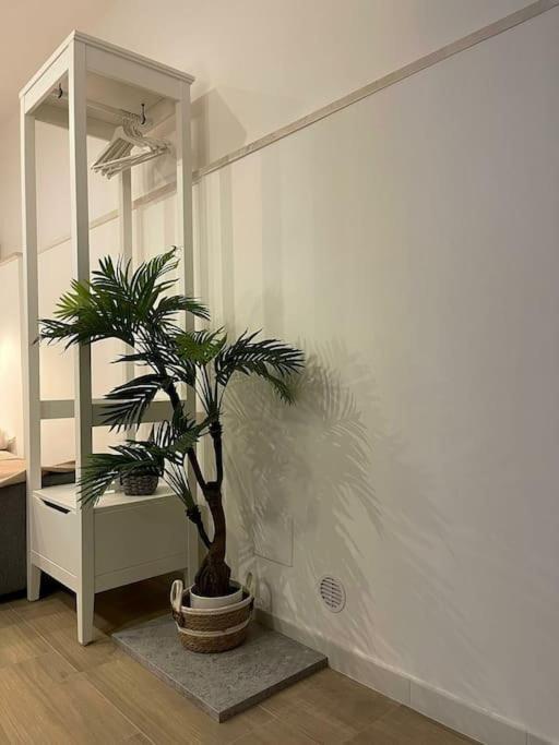 Relax Home By Dani Rome Exterior photo